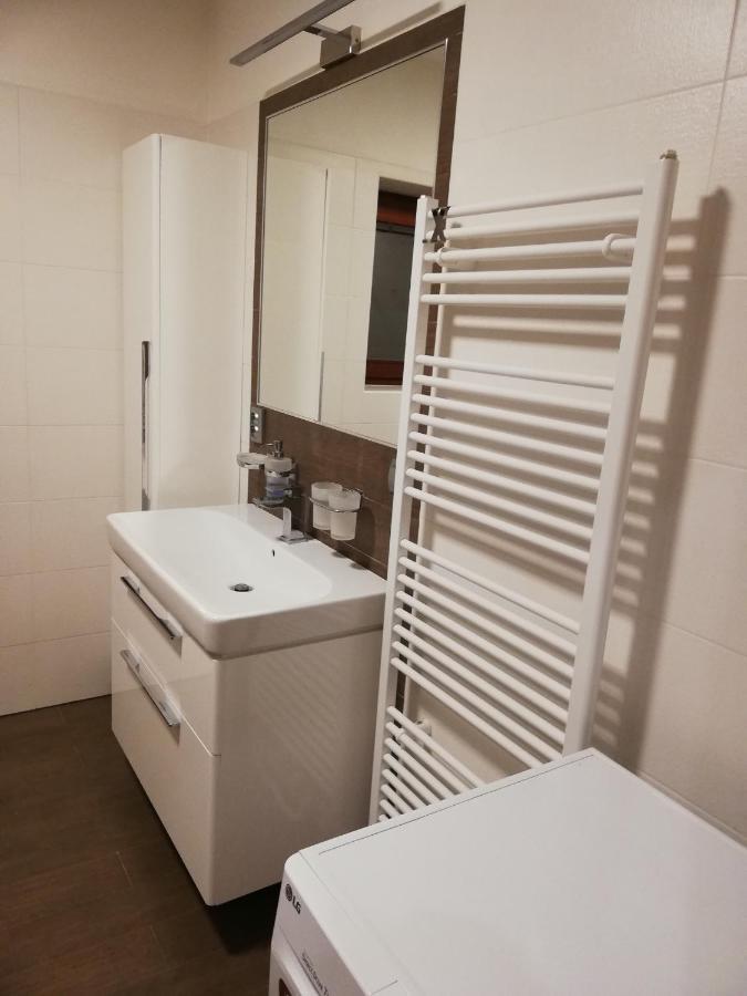 Apartman U Kartouzky Dolany  Ngoại thất bức ảnh