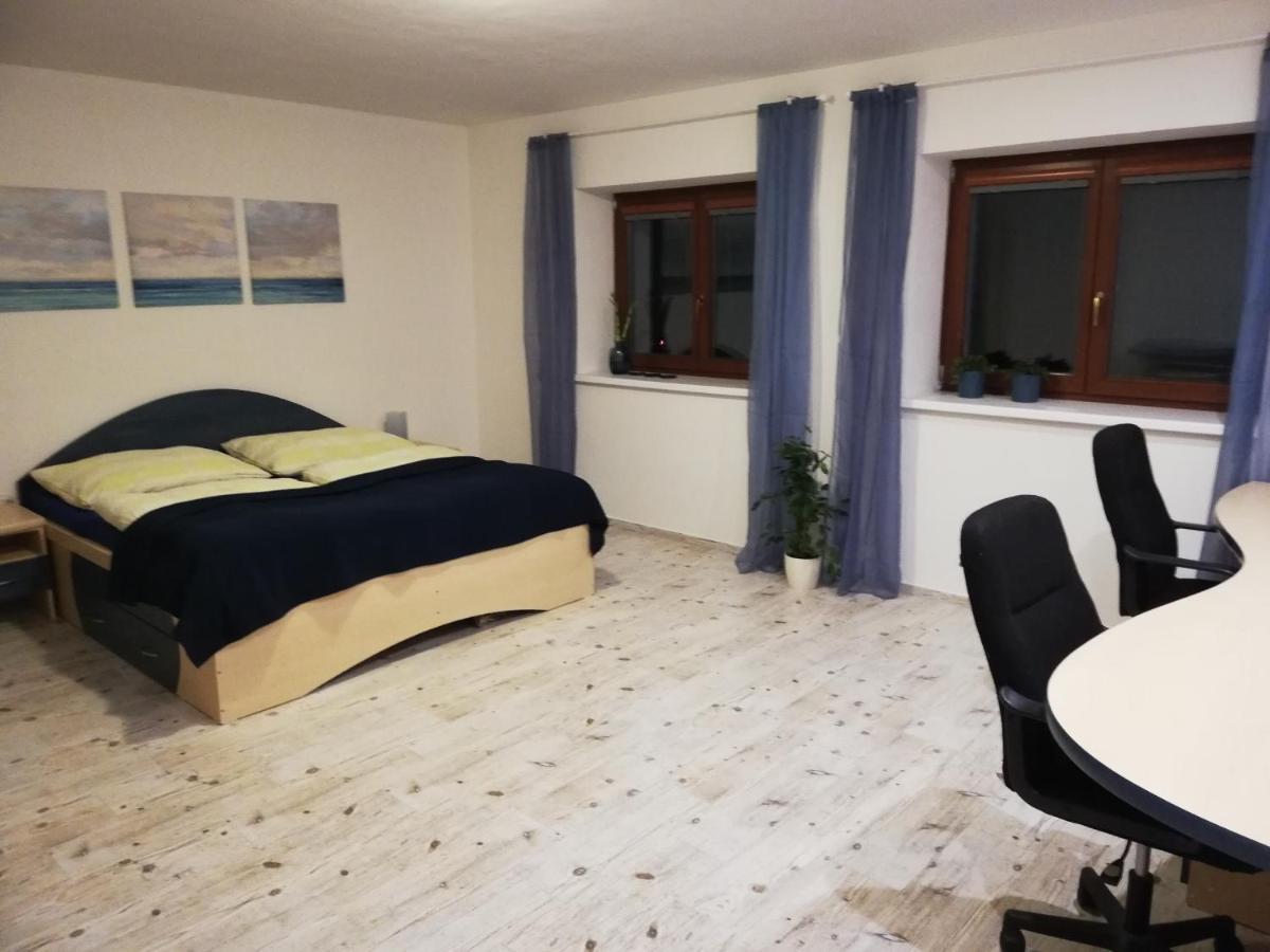 Apartman U Kartouzky Dolany  Ngoại thất bức ảnh